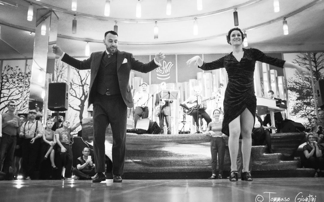Lindy Hop à Lyon : par où commencer quand on n&rsquo;a jamais dansé